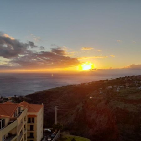 شقة Sunset Star With Sea View كالهيتا المظهر الخارجي الصورة