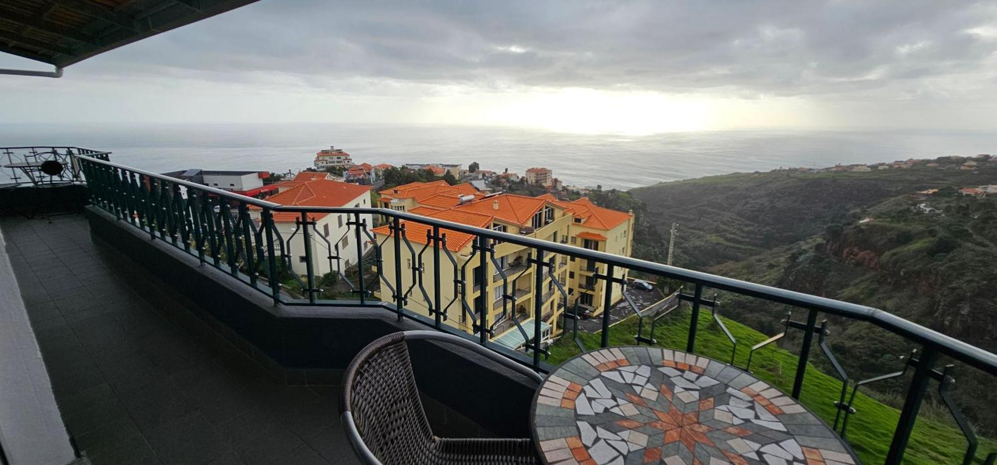 شقة Sunset Star With Sea View كالهيتا المظهر الخارجي الصورة