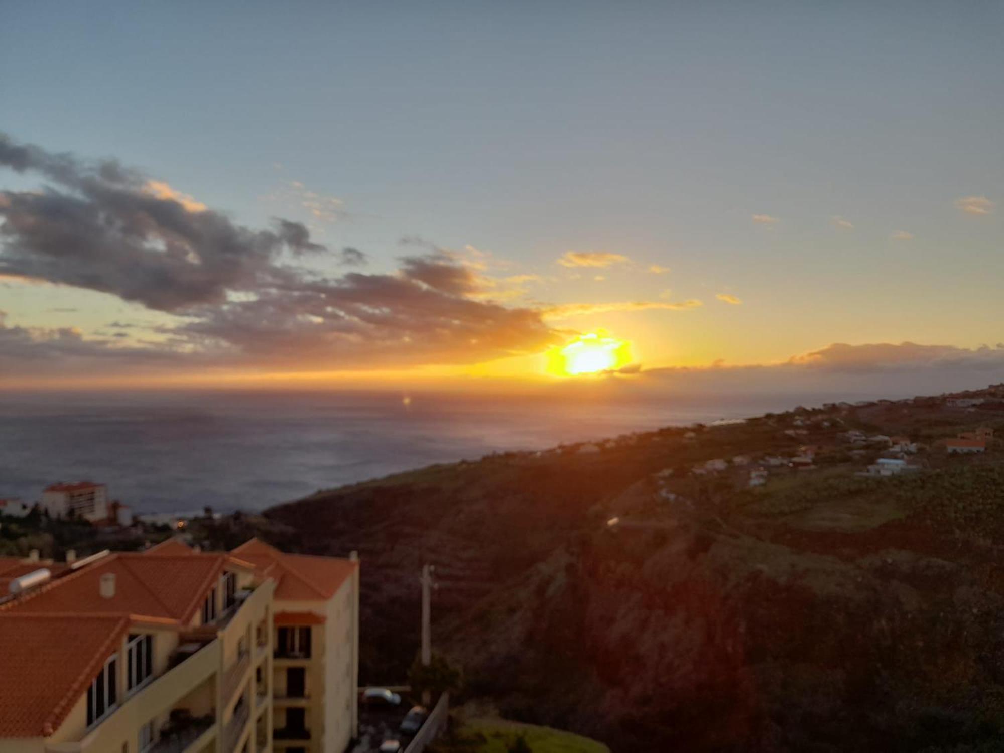 شقة Sunset Star With Sea View كالهيتا المظهر الخارجي الصورة